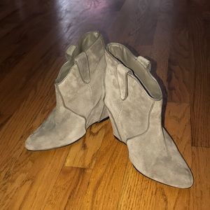 Suede Steve Madden booties